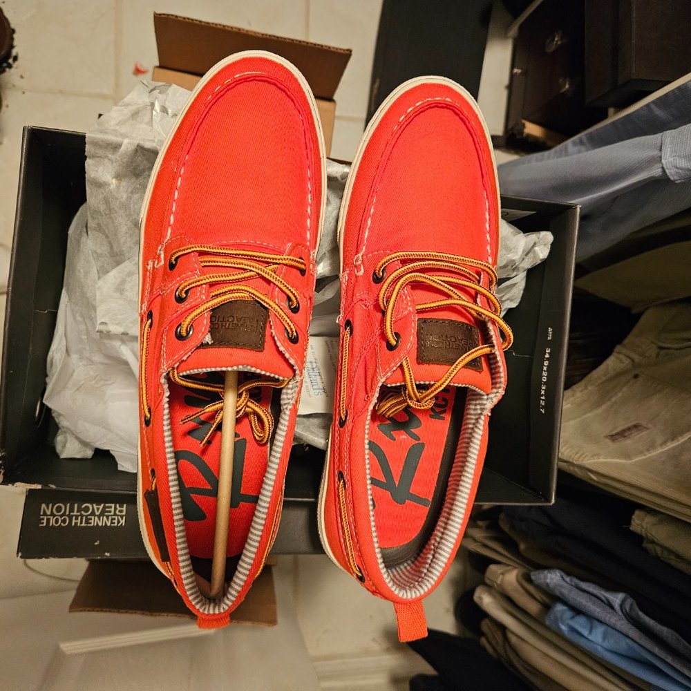 KENETH COLE REACTION, SIZE 10, ORANGE NWT